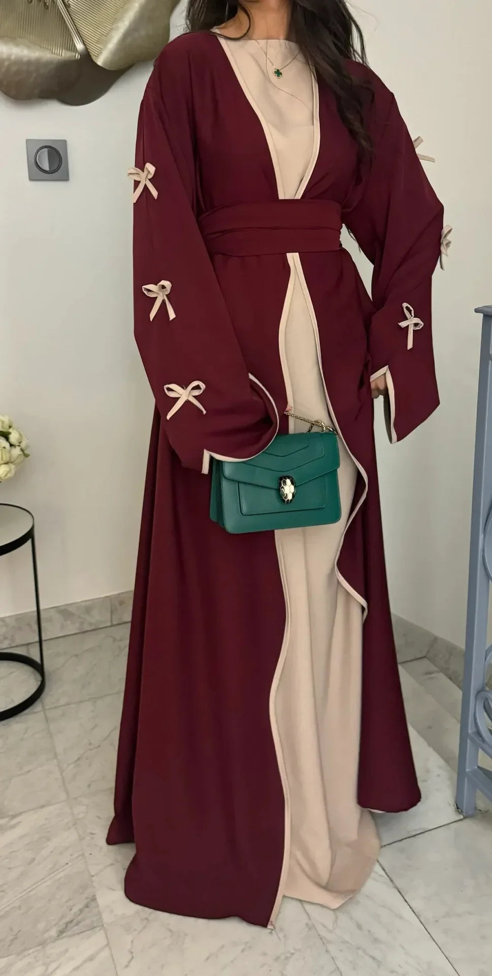 Abaya Kimono Bordeaux Stylée avec noeud