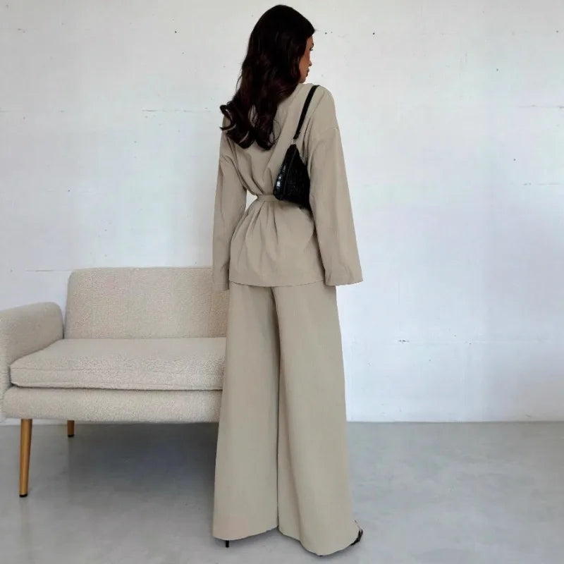 Ensemble Kimono Habillé Design Moderne