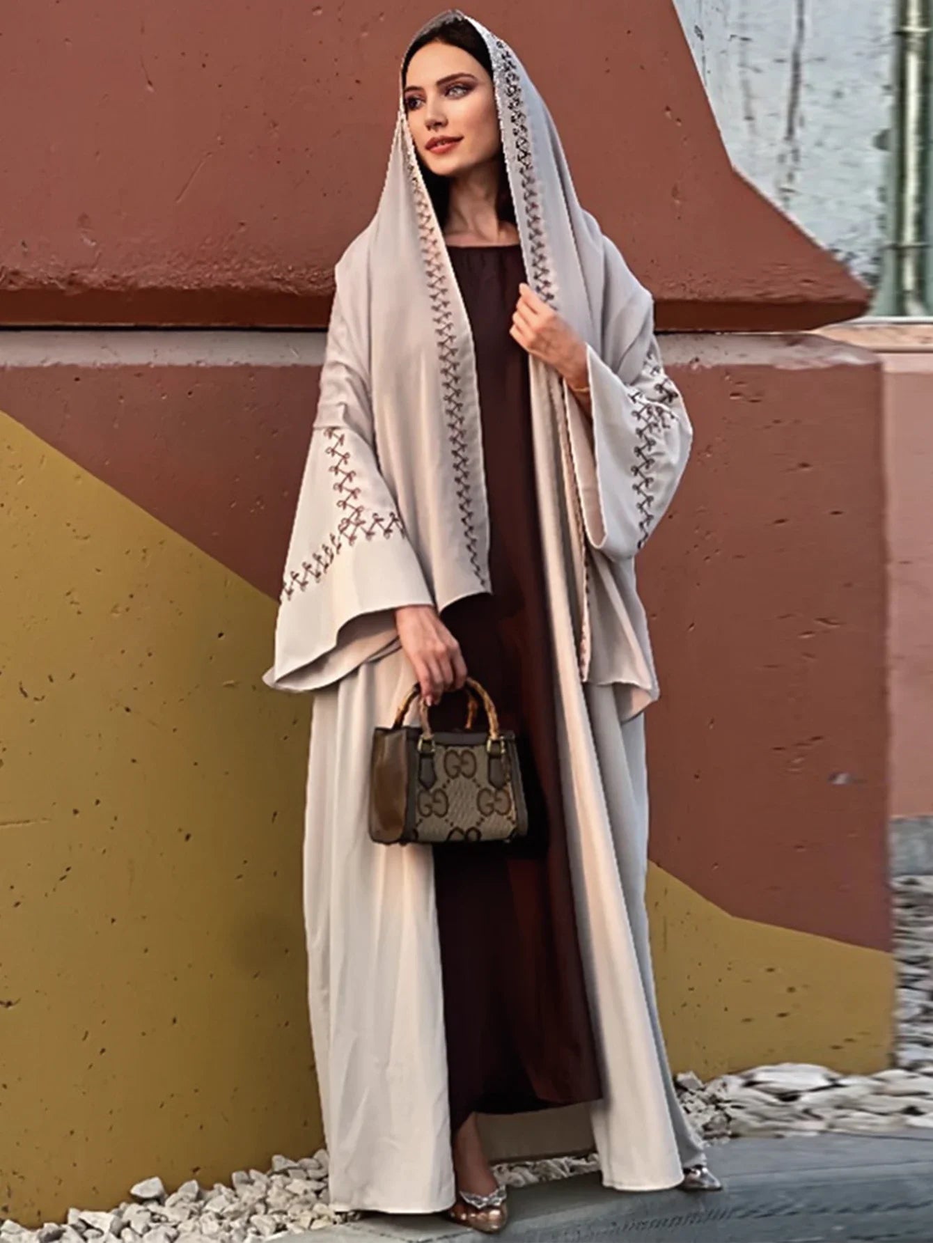 Kimono Abaya Brodé Beige long