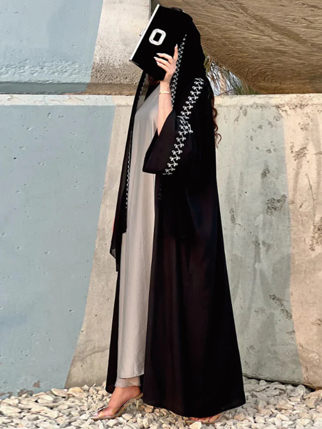 Kimono Abaya Noir à Broderie de qualité