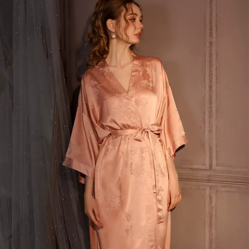 Kimono de Nuit Fleuri Jacquard Stylé