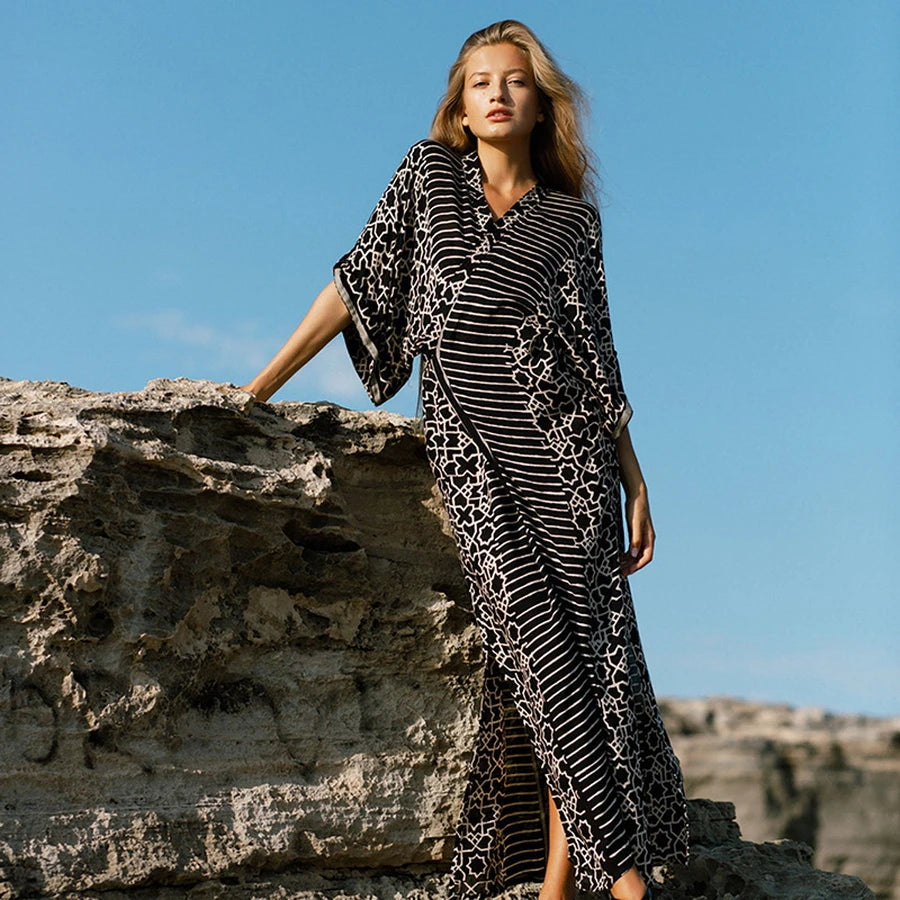 Robe Kimono à Fente Noire Classique