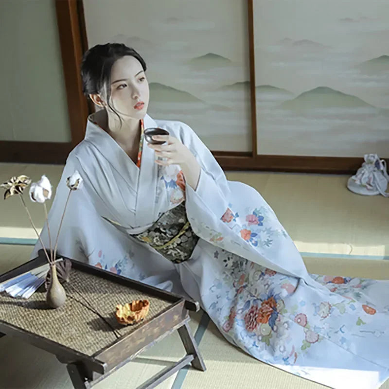 Kimono Japonais Traditionnel Ample Soyeux