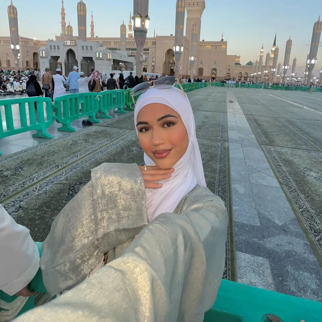 Abaya Kimono Minimaliste Satinée Traditionnelle
