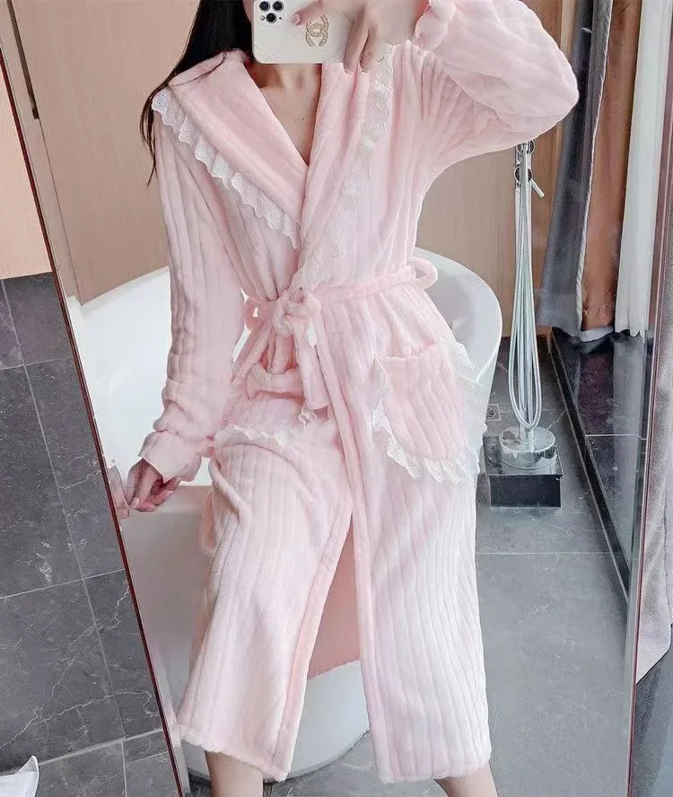 Peignoir Kimono de Bain à Dentelles fluide
