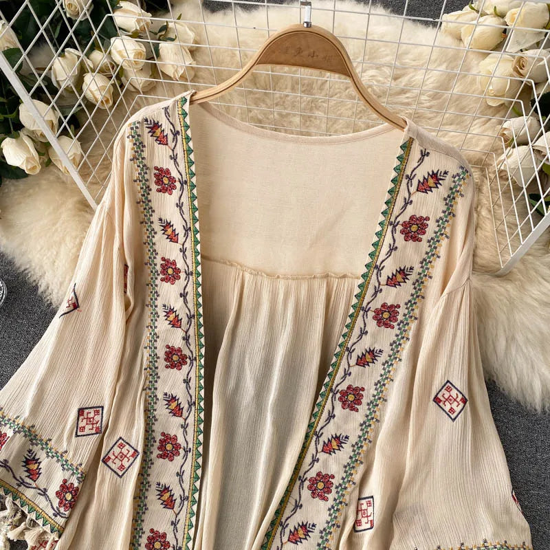 Veste Kimono Bohème Brodée à Franges Stylé