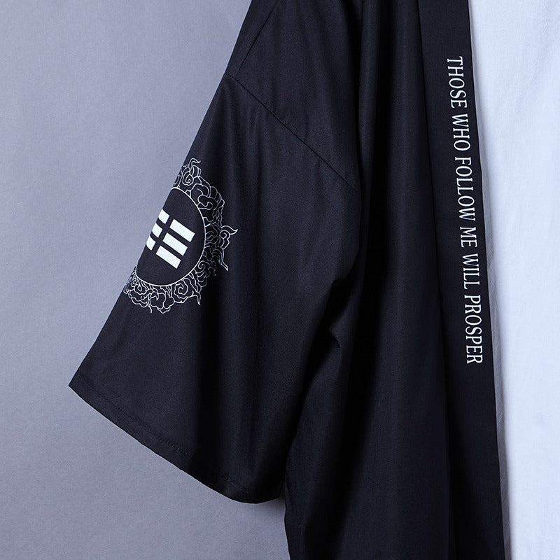 Japanische schwarze Kimonojacke