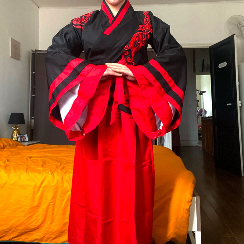Traditioneller chinesischer Damenkimono