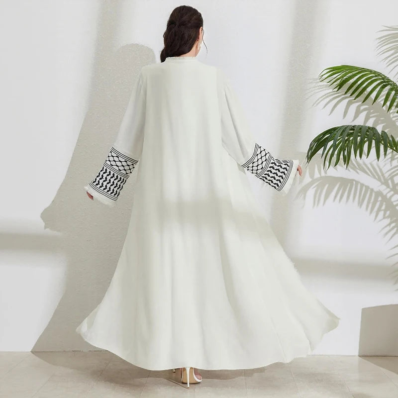 Abaya Kimono Blanche à Motifs Graphiques long