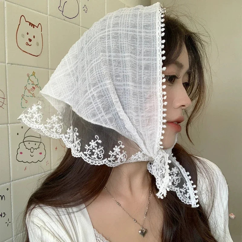 Foulard à Cheveux Triangulaire à Dentelle blanc
