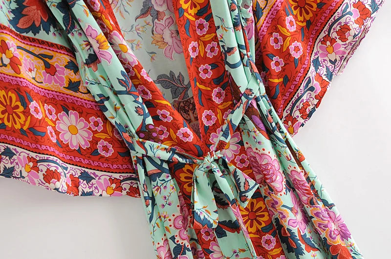 Kimono de Plage Vert Floral ceinturé