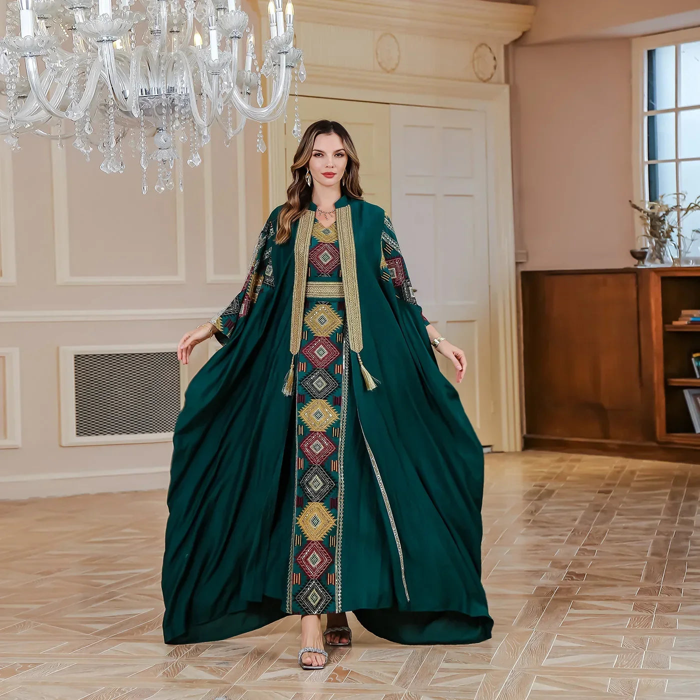 Kimono Abaya et Robe Brodés