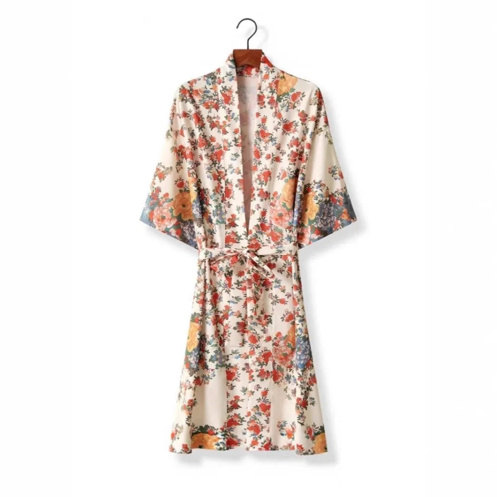 Kimono Mi-long Fleuri Chic Stylé