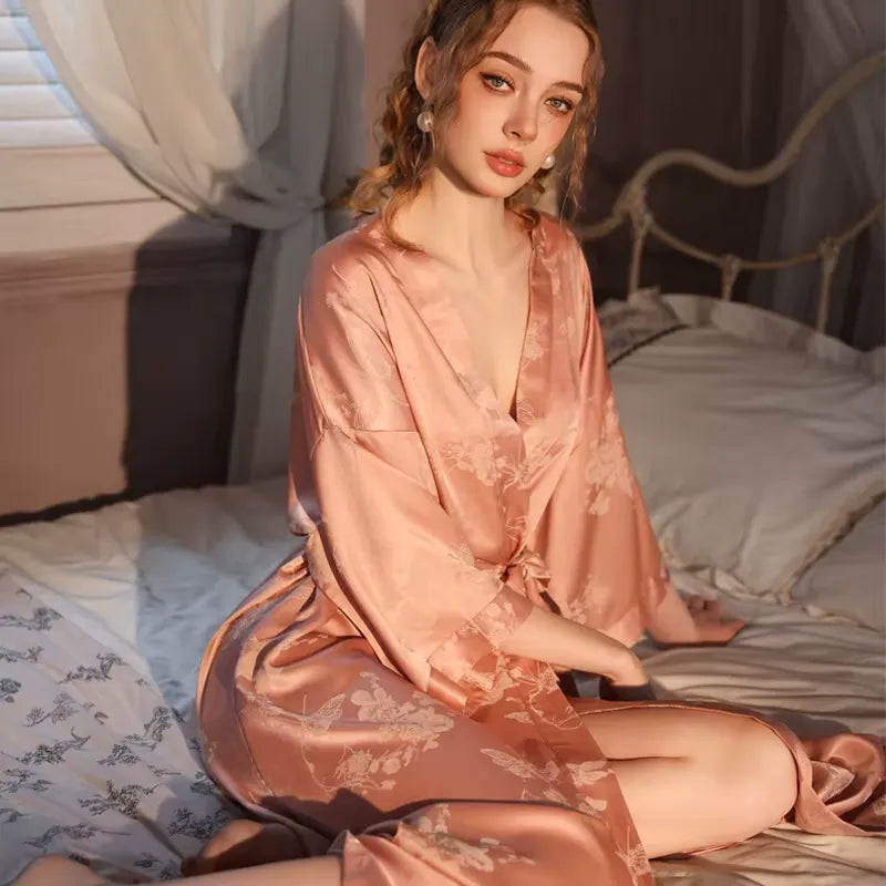 Kimono de Nuit Fleuri Jacquard Léger