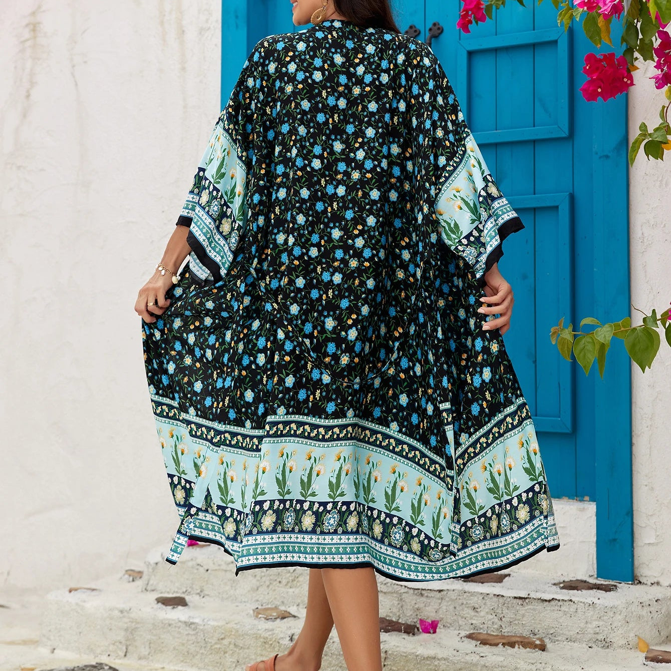 Kimono de Plage Noir Fleuri Dos