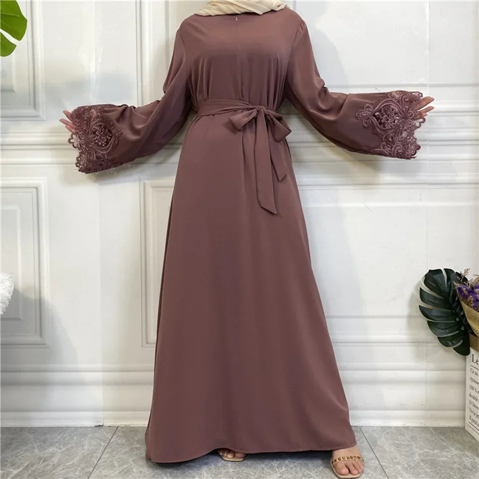 Kimono Abaya à Dentelles Mauve