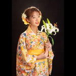 Kimono Japonais Doré Fleuri