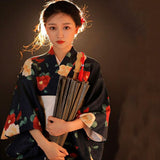 Kimono Traditionnel Noir Japonais Fleuri