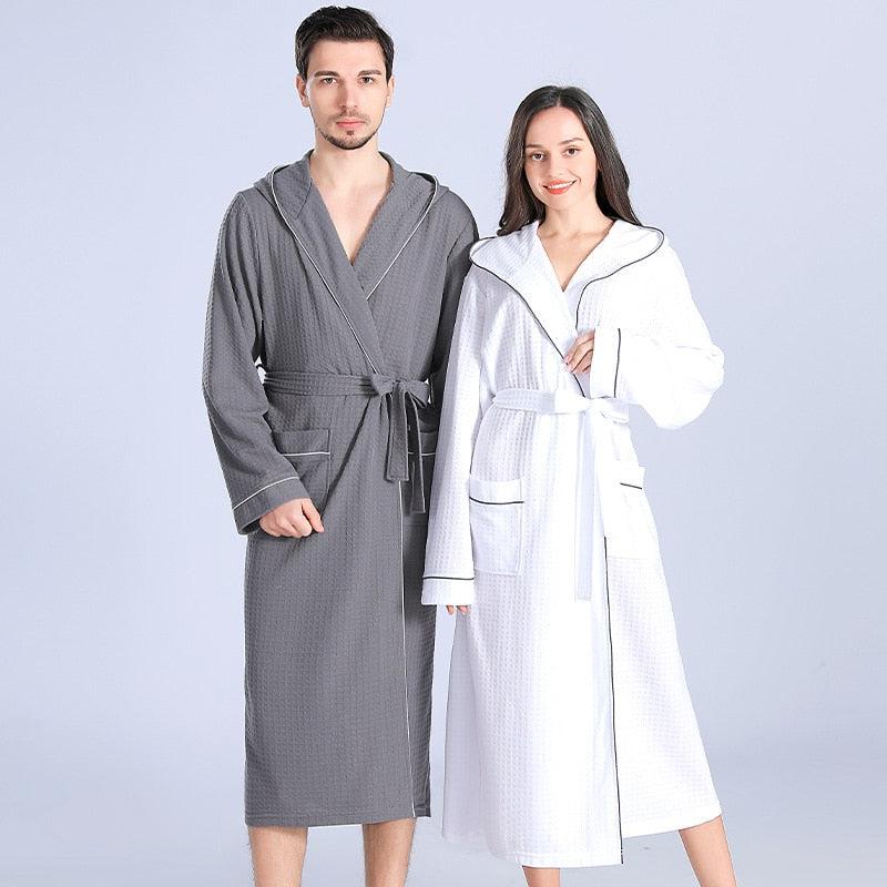Peignoir de Bain Femme Blanc avec Capuche Design Léger